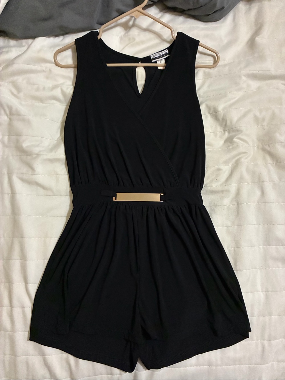 Contempo Casuals Vintage Black Sleeveless Romper with Metal Bar Accent size M